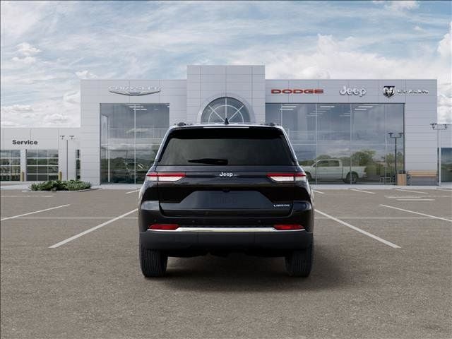 2026 Jeep Grand Cherokee Laredo