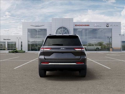 2026 Jeep Grand Cherokee Laredo