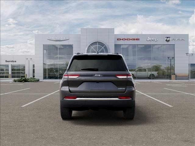 2026 Jeep Grand Cherokee Laredo
