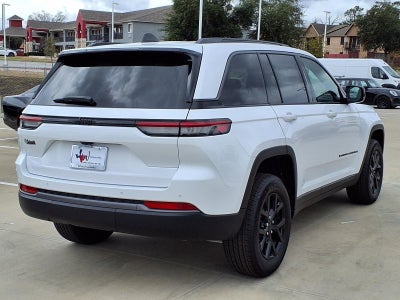 2026 Jeep Grand Cherokee Laredo