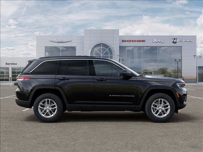 2026 Jeep Grand Cherokee Laredo