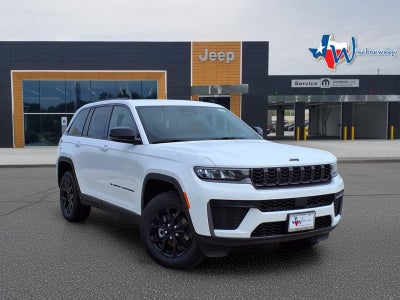 2026 Jeep Grand Cherokee Laredo