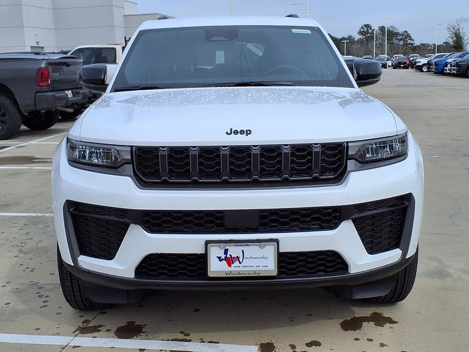 2026 Jeep Grand Cherokee Laredo