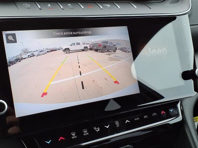 2026 Jeep Grand Cherokee Laredo