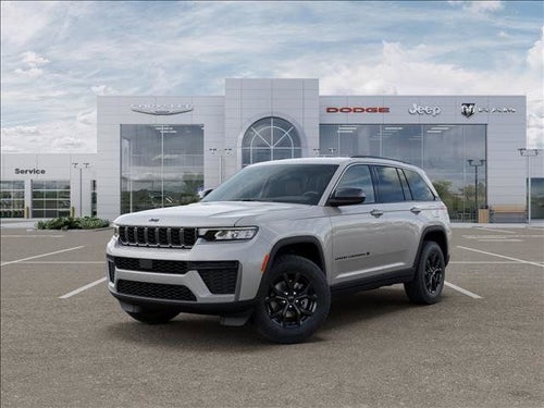 2026 Jeep Grand Cherokee Laredo Altitude