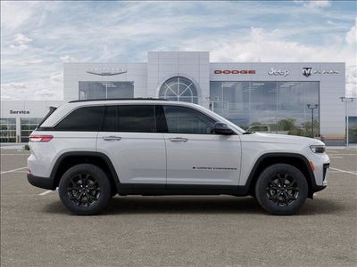 2026 Jeep Grand Cherokee Altitude