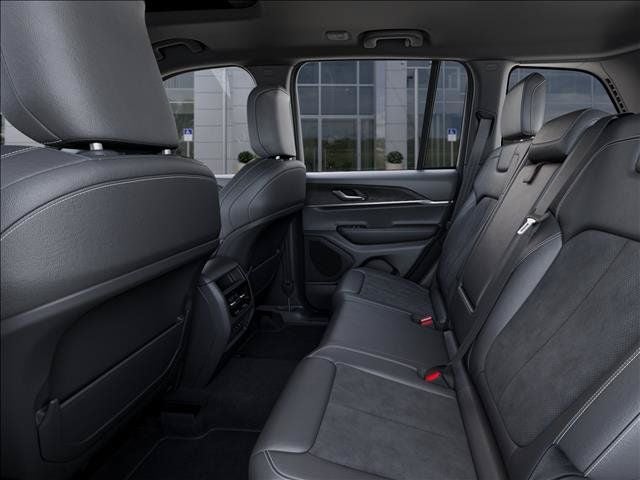 2026 Jeep Grand Cherokee Altitude