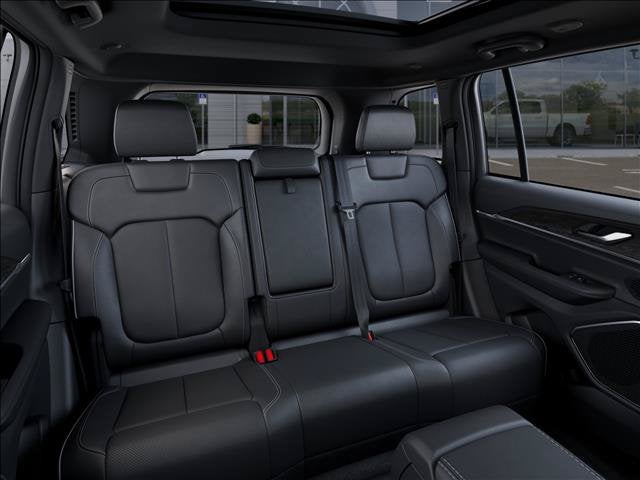 2027 Jeep Grand Cherokee Limited Reserve