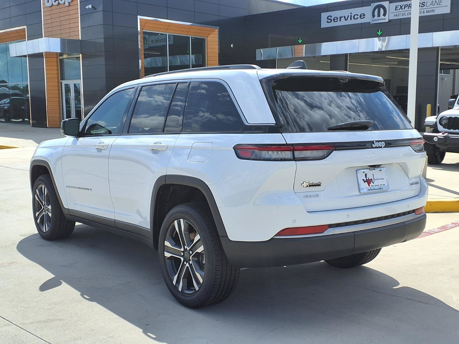 2027 Jeep Grand Cherokee Limited