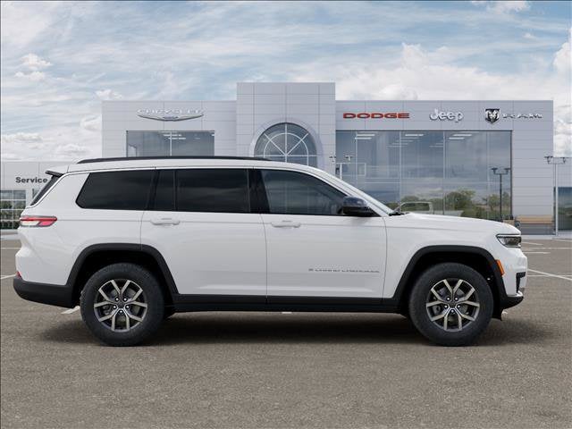 2027 Jeep Grand Cherokee L Laredo