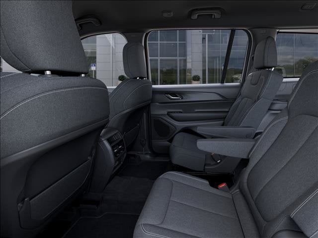 2027 Jeep Grand Cherokee L Laredo