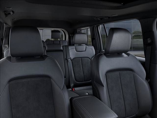 2026 Jeep Grand Cherokee L Laredo Altitude