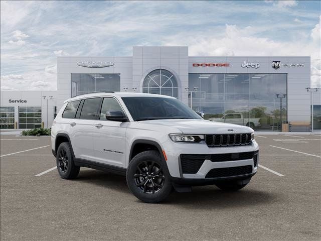 2026 Jeep Grand Cherokee L Laredo Altitude