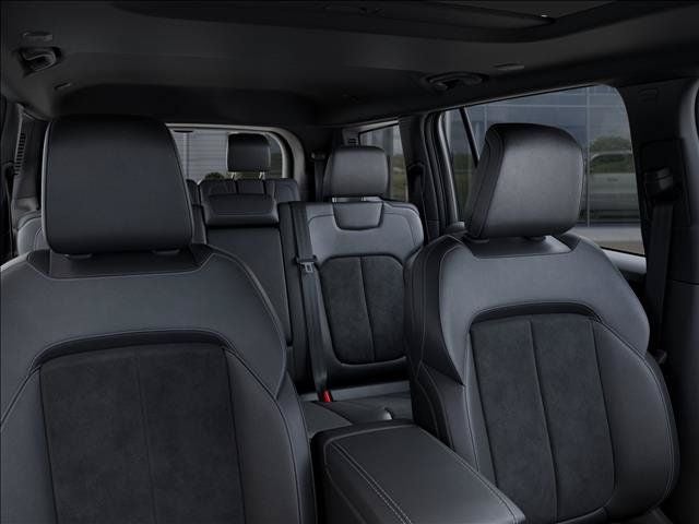 2026 Jeep Grand Cherokee L Laredo Altitude