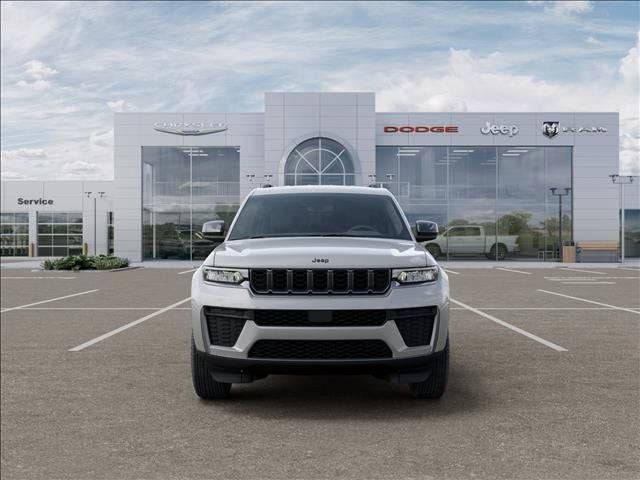 2026 Jeep Grand Cherokee L Laredo Altitude