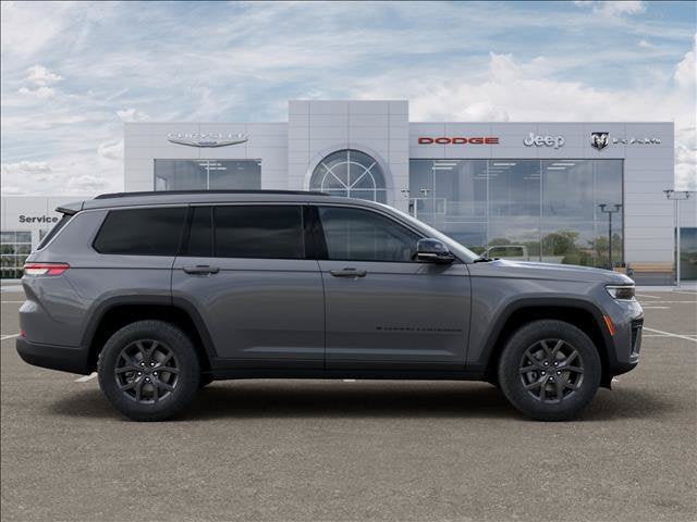 2027 Jeep Grand Cherokee L Laredo Altitude