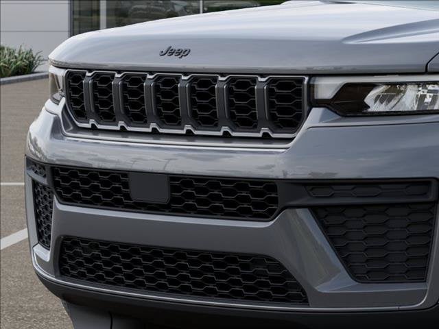 2027 Jeep Grand Cherokee L Laredo Altitude