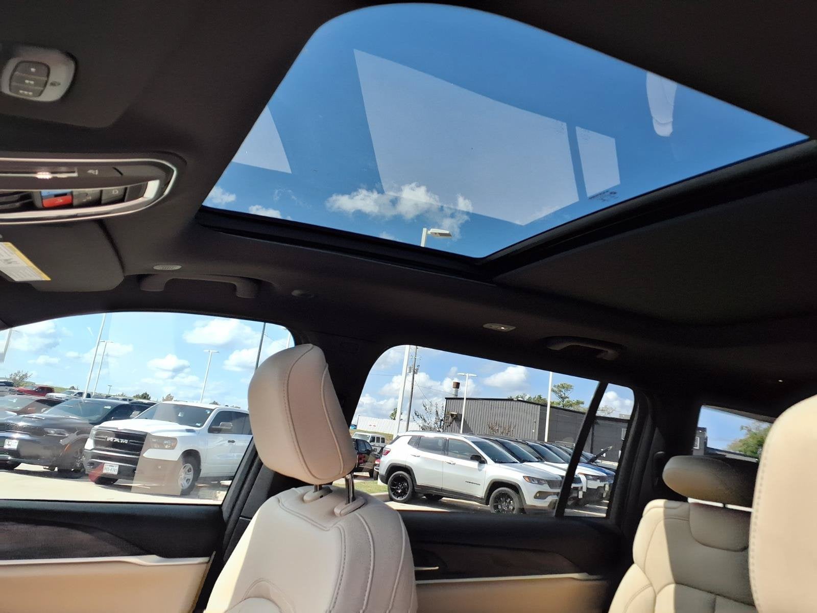 2027 Jeep Grand Cherokee L Limited
