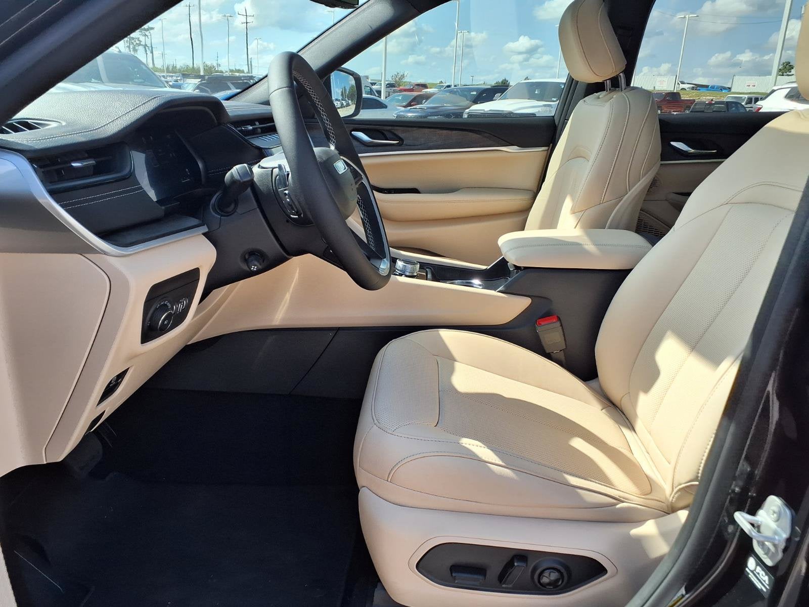 2027 Jeep Grand Cherokee L Limited