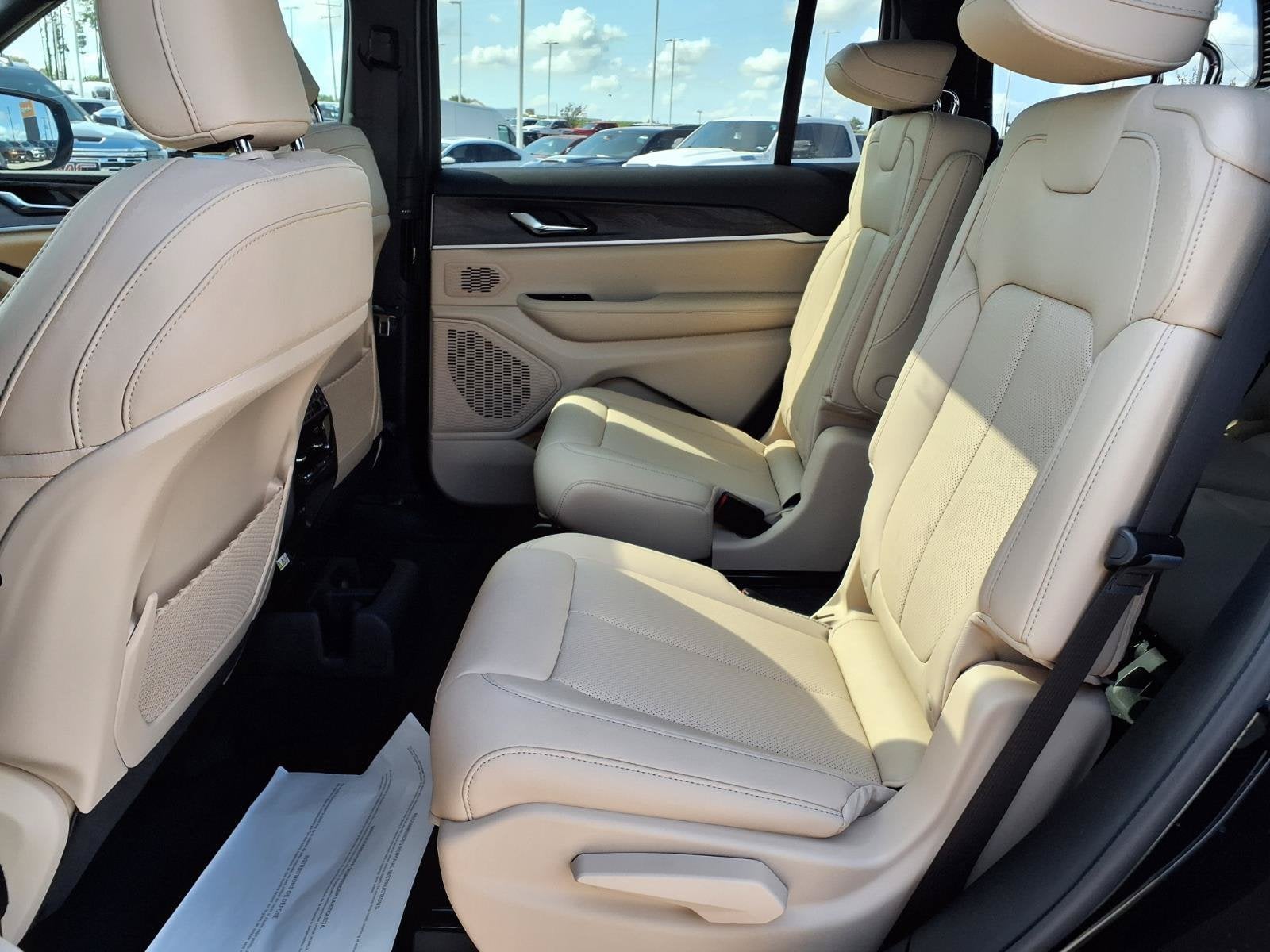 2027 Jeep Grand Cherokee L Limited