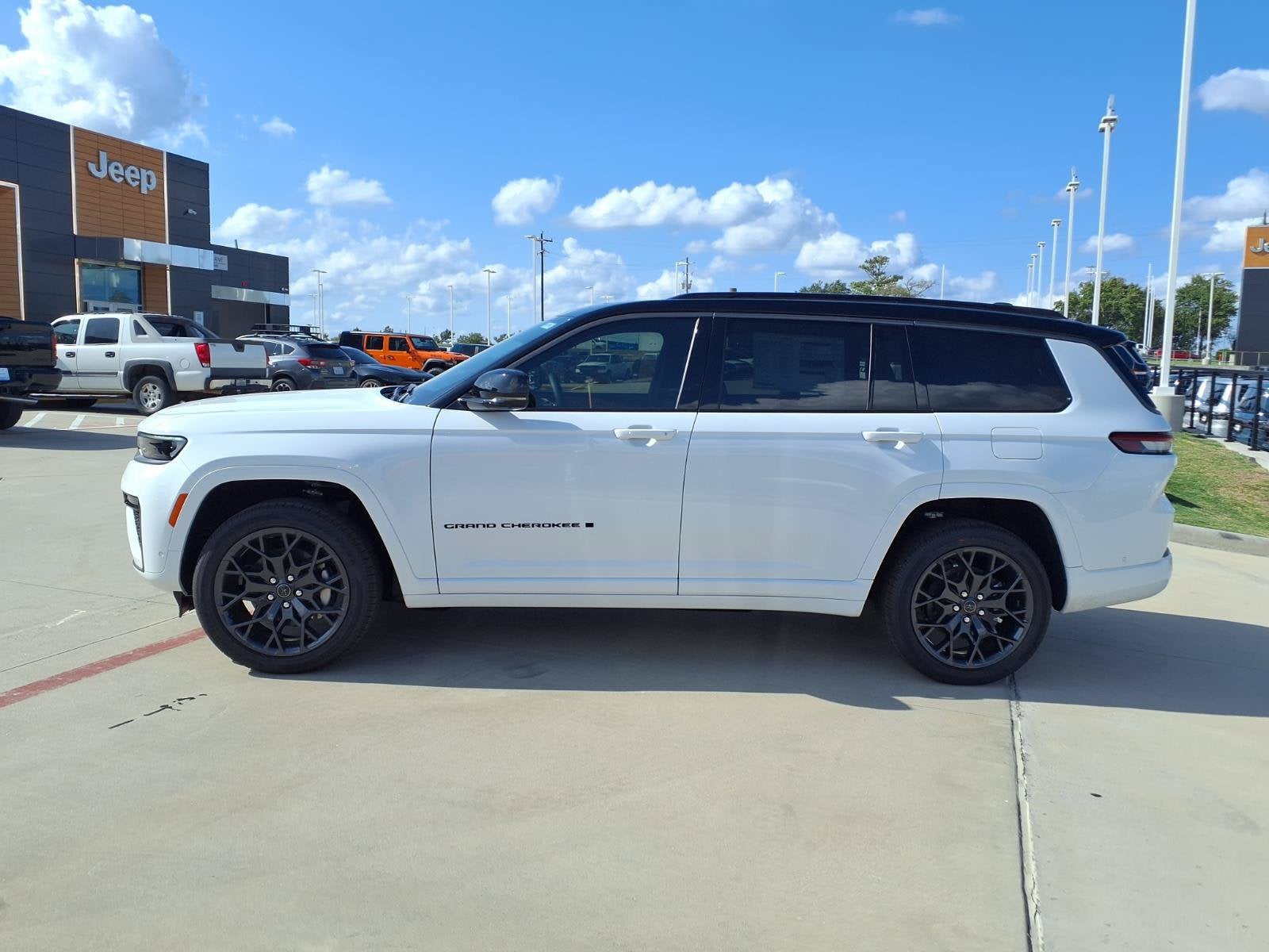 2027 Jeep Grand Cherokee L Summit