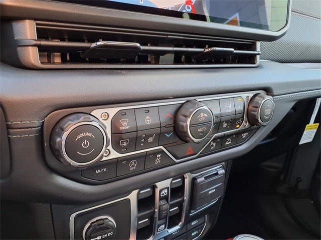 2025 Jeep Wrangler Rubicon X