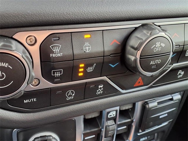 2025 Jeep Wrangler Rubicon X