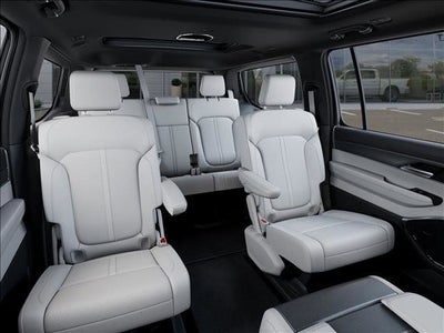 2026 Jeep Grand Wagoneer 4x2