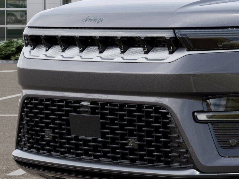 2026 Jeep Grand Wagoneer 4x2