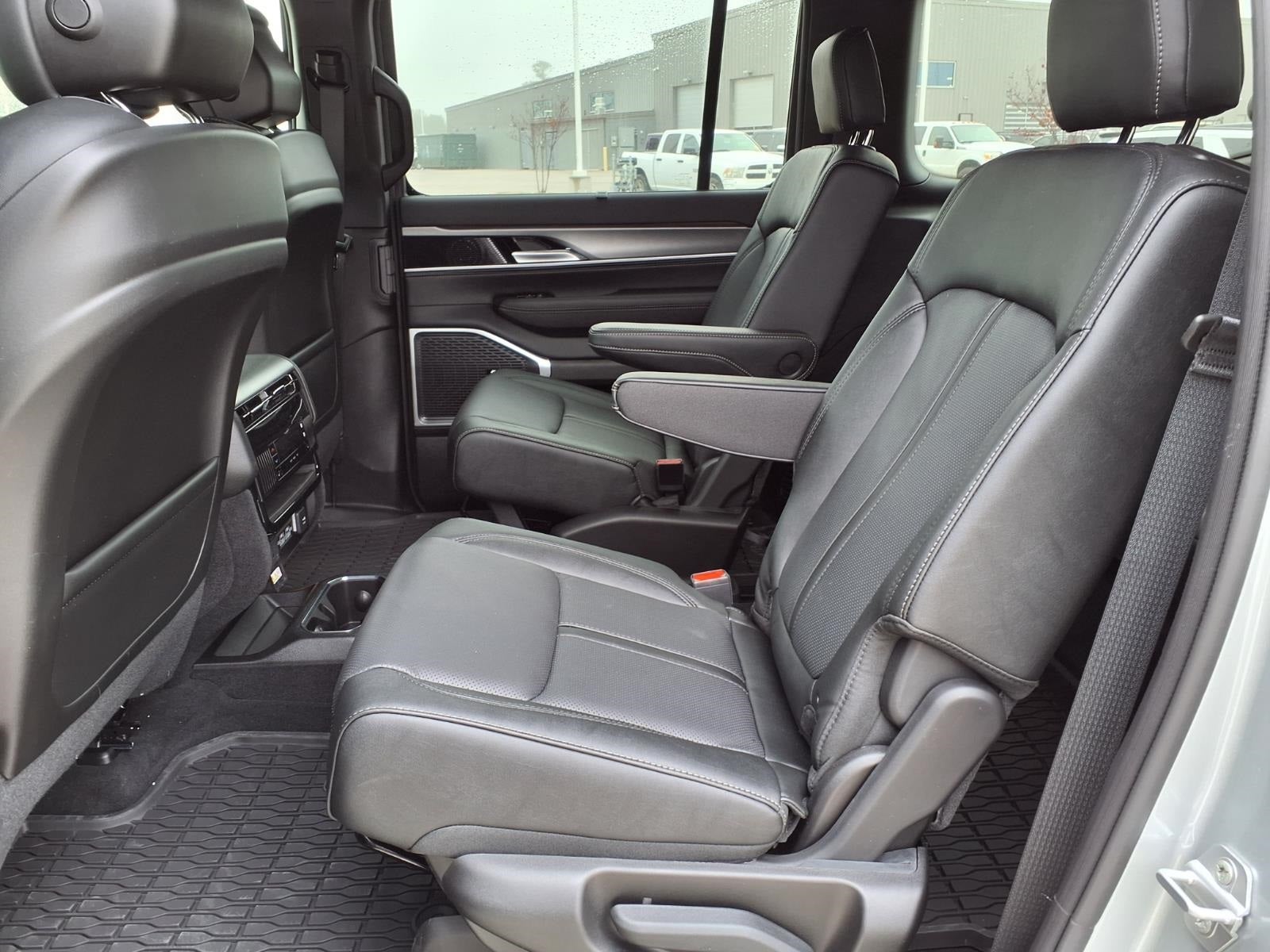 2026 Jeep Grand Wagoneer Limited Altitude