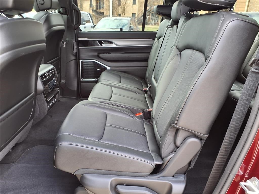 2026 Jeep Grand Wagoneer Limited Reserve