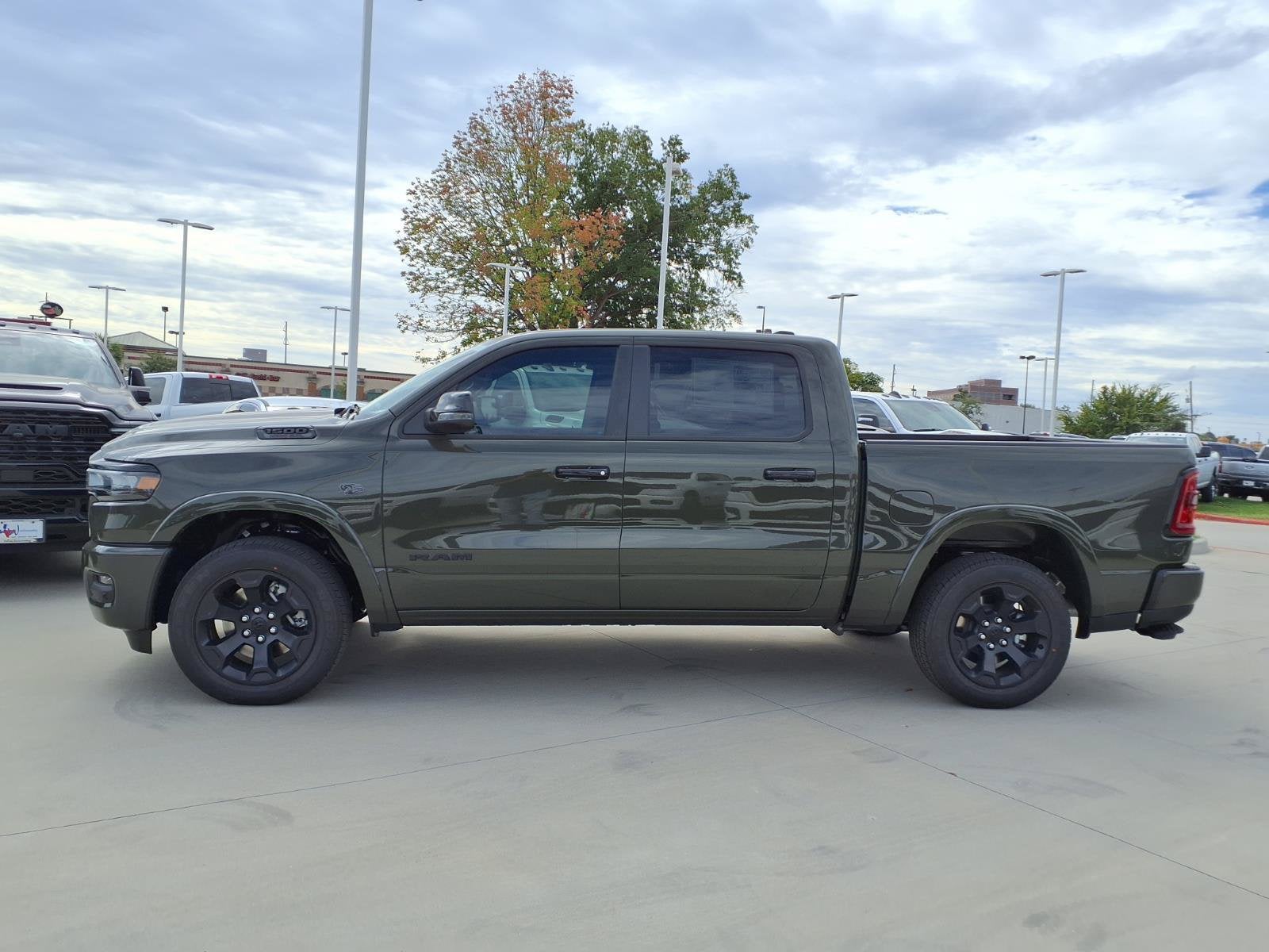 2027 RAM 1500 Big Horn/Lone Star