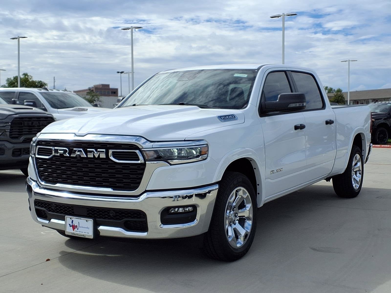2027 RAM 1500 Big Horn/Lone Star