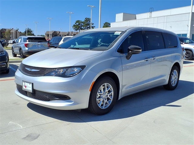 2026 Chrysler Voyager LX