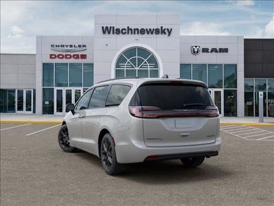 2026 Chrysler Pacifica Limited