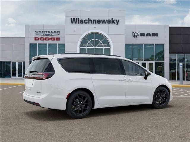 2027 Chrysler Pacifica Limited