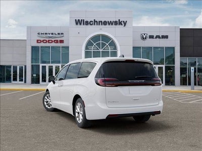 2027 Chrysler Pacifica Select
