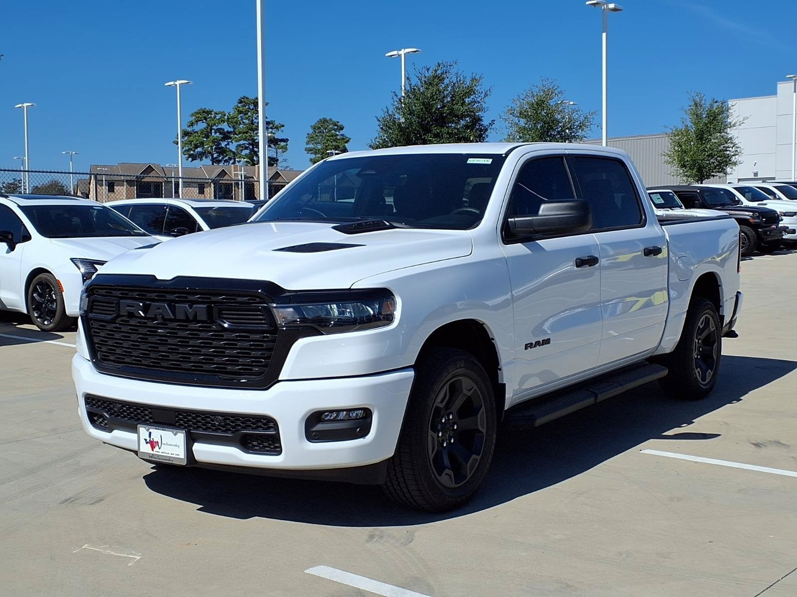 2027 RAM 1500 Express